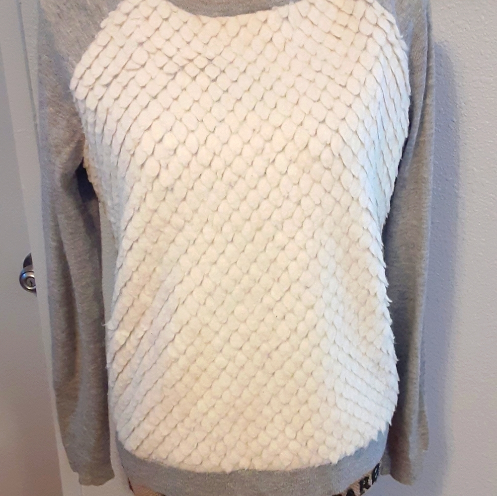 Ann Taylor wool blend sweater. Gray/Ivory